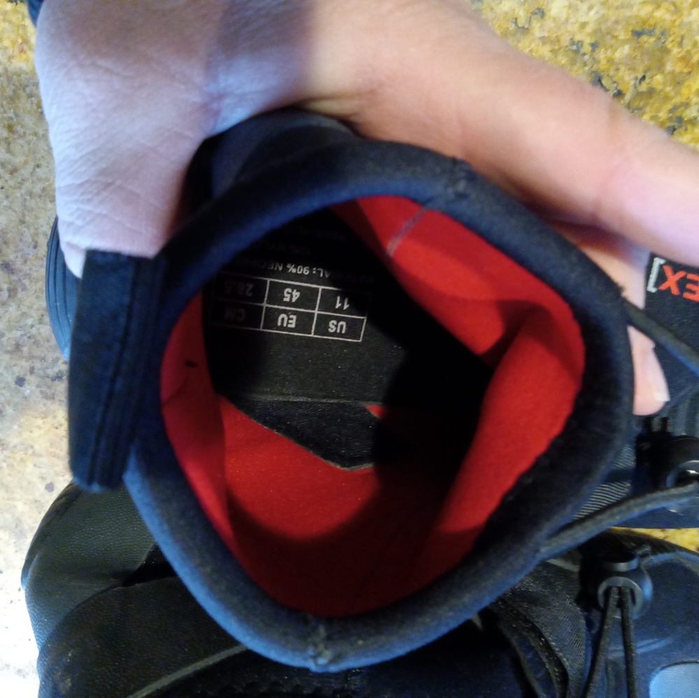 Shoes - Picture 4 of 4